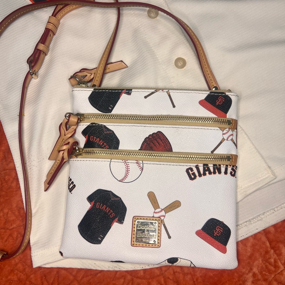 Authentic Dooney & Bourke San Francisco Giants Crossbody Purse